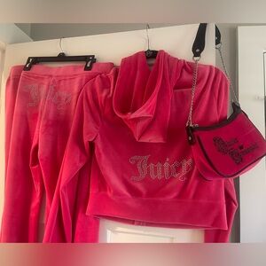 Auth Juicy Couture Velour Tracksuit M with a free gift purse